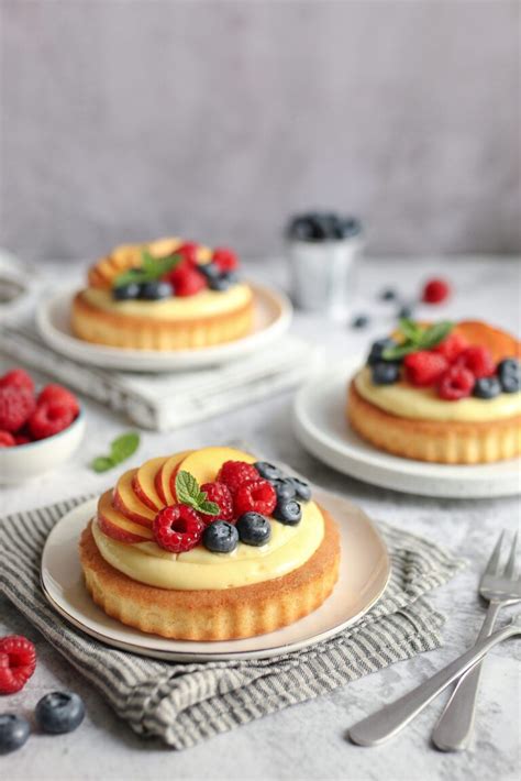 Mekani voćni tart Mystic Cakes