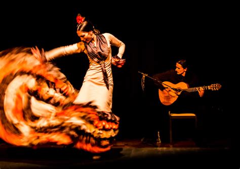 Book Online Flamenco Show At La Cueva De Lola Madrid Bookings For