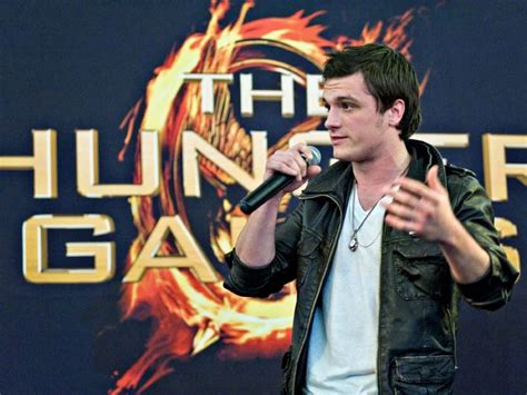 Josh Hutcherson Shows Some Muscle in ‘The Hunger Games’ – Hunk of the ...