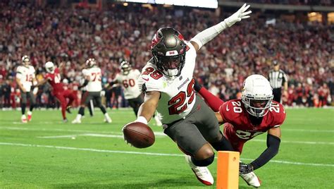 Tom Brady Buccaneers Rally To Beat Arizona Cardinals 19 16 In Ot Fox