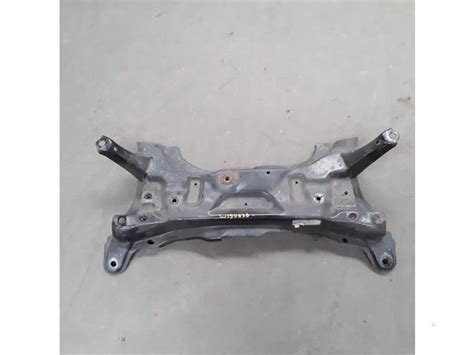 Subframe Toyota Yaris