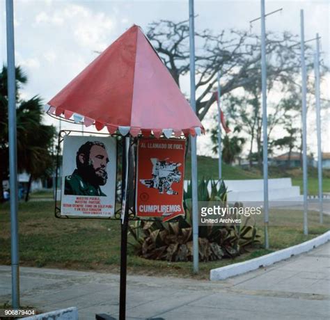 Simbolos Patrios Cuba Fotografías E Imágenes De Stock Getty Images