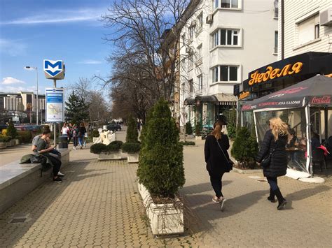 Сладкарница НЕДЕЛЯ, бул. Черни връх 13, Лозенец, София, Европа ...