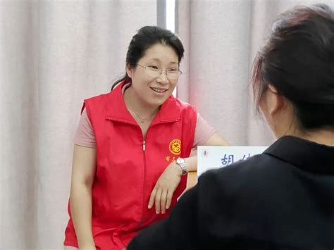 景德镇市第三人民医院开展“世界女性生殖健康日”义诊进校园活动专家义诊健康日活动 健康界