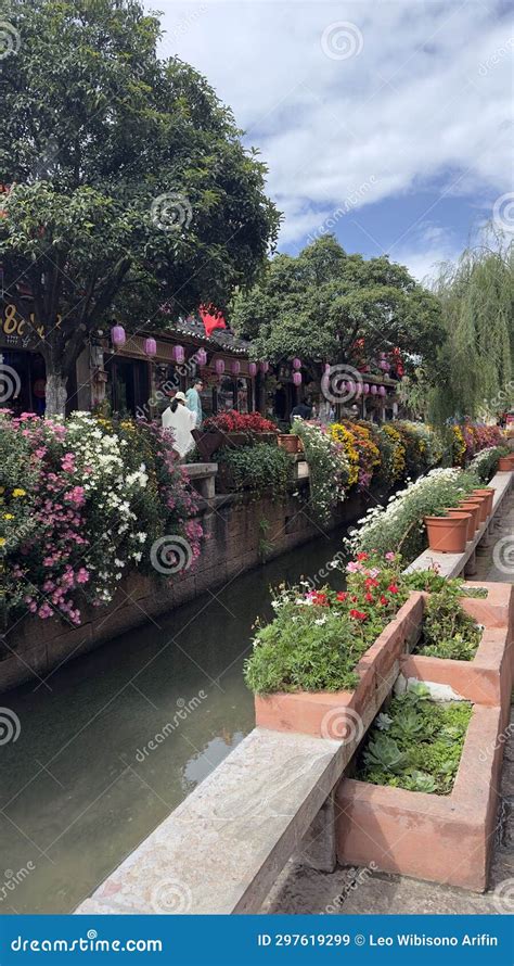 The Mythical City Of Shangrila In Chinese Tibetan Region Stock Image