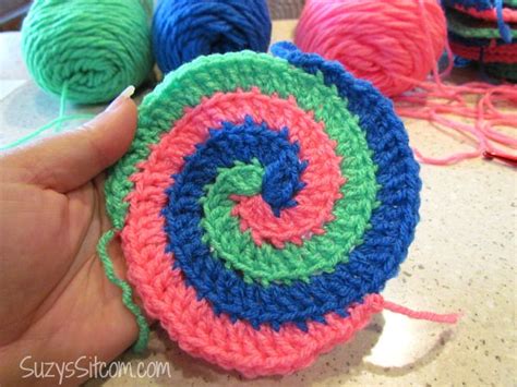 Free Spiral Crochet Pattern and a fun Giveaway!