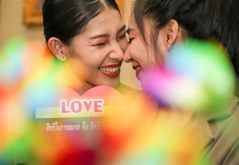 Bangkok Post Lgbtq Couples Tie Special Knot