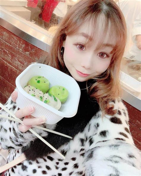 千咲まりさんのインスタグラム写真 千咲まりinstagram「 2020年お世話になりました ️ 私らしく？食べてるプライベート