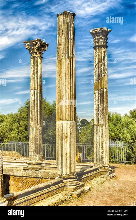 Roman ruins of Corinthian columns in Villa Adriana (Hadrian's Villa), Tivoli, Italy Stock Photo ...