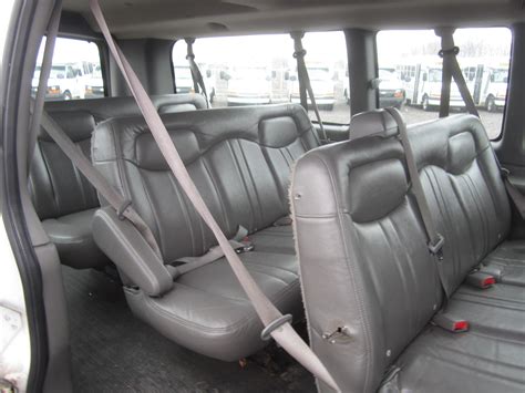 2005 Express Van Chevrolet 10 Passenger Van