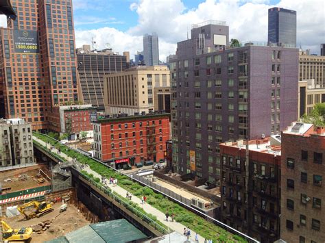 The High Line Elevated Park En Nueva York Un Bello Parque Lineal