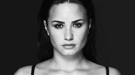 Demi Lovato Tell Me You Love Me Wallpapers Hd Wallpapers Id 22921