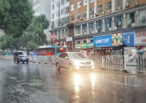 暴雨黄色预警持续发布！豫鲁苏皖等地有大暴雨！ 澎湃号·政务 澎湃新闻 The Paper