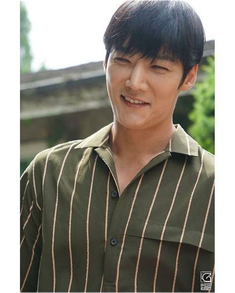 Jinny on Instagram 좀비탐정 김무영 최진혁 choijinhyuk real jinhyuk 무영리뷰