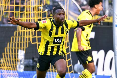 Borussia Dortmund Confirms Youssoufa Moukoko S Syndesmosis Tear Will