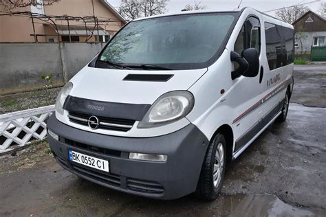 Продам Opel Vivaro пасс LONG 6 ка в Ровно 2003 года выпуска за 6 900