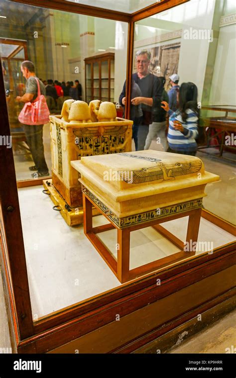 Tutankhamuns Canopic Chest And Jars Holding Vital Organs From King