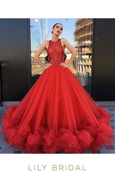 Ruffled Hemline Red Tulle Ball Gown Sleeveless Crew Neckline Prom Dress