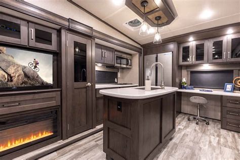 Take A Look At The 2022 Grand Design Reflection Fifth Wheel