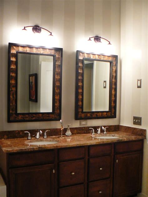 Traditional Bathroom Mirror With Lights – Rispa
