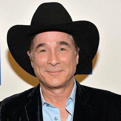 Clint Black 2025: Wife, net worth, tattoos, smoking & body facts - Taddlr