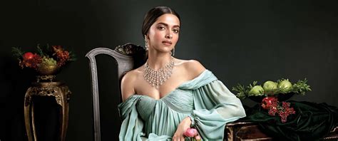Deepika Padukone Bollywood Brunette Girl 4K 179 Wallpaper IPhone Phone