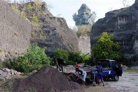 Penataan Area Garuda Wisnu Kencana Cultural Park Jelang Puncak