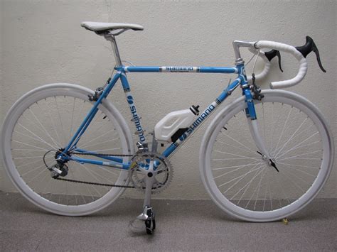 OLD SKOOL CYCLE: SHIMANO 600 COMPLETE BIKE - RM5000.00