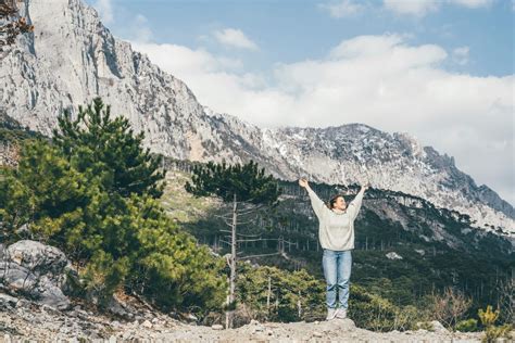 7 Reasons Why Traveling Is Good For Your Mental Health Gallery Pyongyang