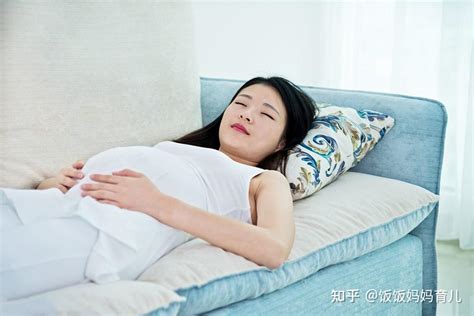 孕期孕妈平躺睡觉时，胎儿难受给你发了“信号”，你发现了没？ 知乎