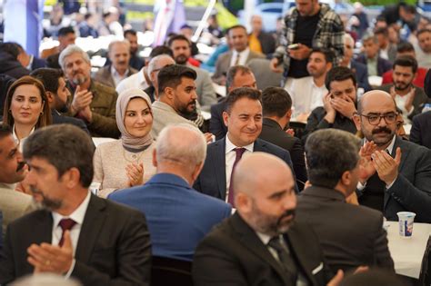 DEVA Partisi Genel Başkanı Ali Babacan Sünni Alevi hiç fark etmez