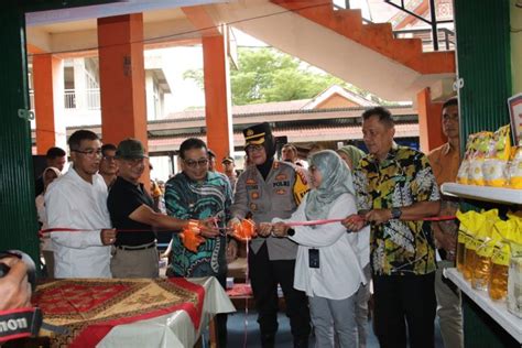 Pj Wako Payakumbuh Launching Lapau Pengendalian Inflansi Pertama Di Sumbar