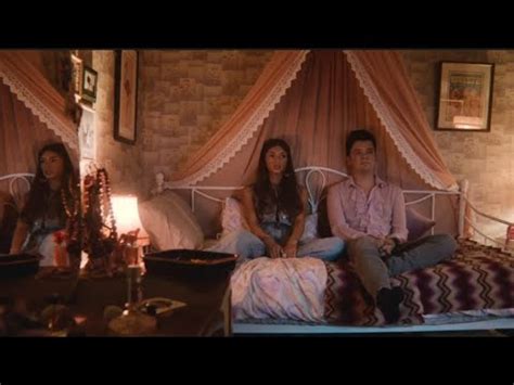 Otis Y Ruby Sex Education Espa Ol Latino Youtube