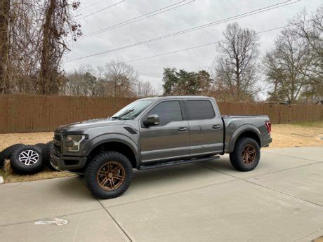 Ford F Raptor Grey Vorsteiner Venom Rex Wheel Wheel Front