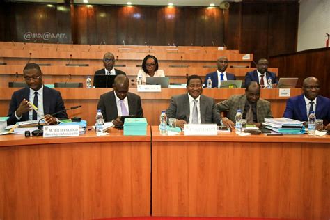 Budget Le Ministre Moussa Sanogo Prend Part L Examen Du Projet De