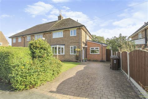 3 Bedroom Semi Detached House For Sale In Whalley Drive Aughton L39 6re