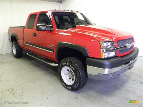 2004 Victory Red Chevrolet Silverado 2500hd Ls Extended Cab 4x4