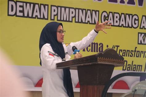 Buka Muscab Apdesi Luwu Utara Indah Putri Apresiasi Kemampuan Para