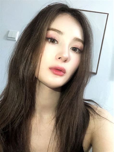 lana | 라나 | Знаменитости, Брови, Стиль