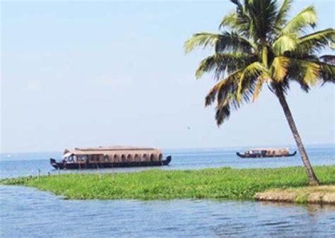 Vembanad Lake timings, kottayam. Location, Entry Fees, Opening Hours ...