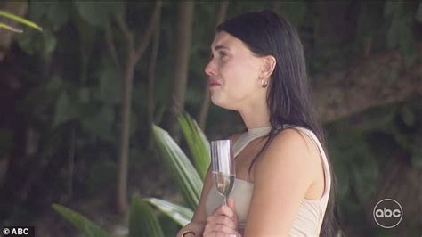 The Bachelor Zach Shallcross Promise Of A No Sex Fantasy Suite Backfires Daily Mail Online