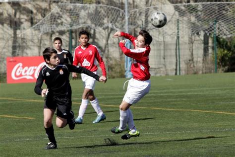 Fotos División de Honor Infantil Stadium Venecia vs Amistad Imágenes