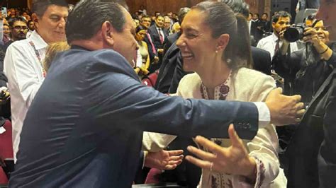 Huacho D Az Mena Acompa A A Claudia Sheinbaum En La Entrega De Su