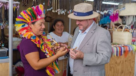 Indígenas apoiados pela Secretaria de Desenvolvimento Rural marcam