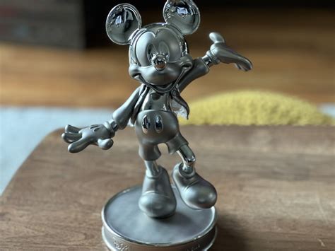 D23 Disney Milestone Statue Mickey Mouse Leader Of The Club Disney 100