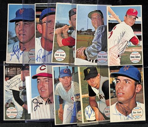 Lot Detail Lot Of Autographed Topps Giants National League