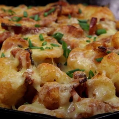 how long to cook frozen tater tots in oven