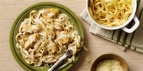 Chicken Fettuccine Alfredo Recipe RagÚ