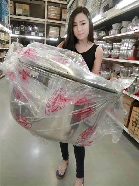 Chiêm ngưỡng nhan sắc của hot girl bán đồ ăn vặt Thái Lan Người đẹp Việt Giải Trí