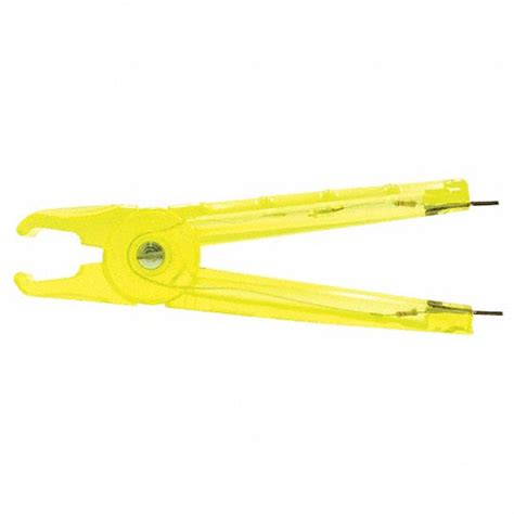 Ideal 7 14 In Medium Insulated Nylon Fuse Puller Wtest Light Yellow